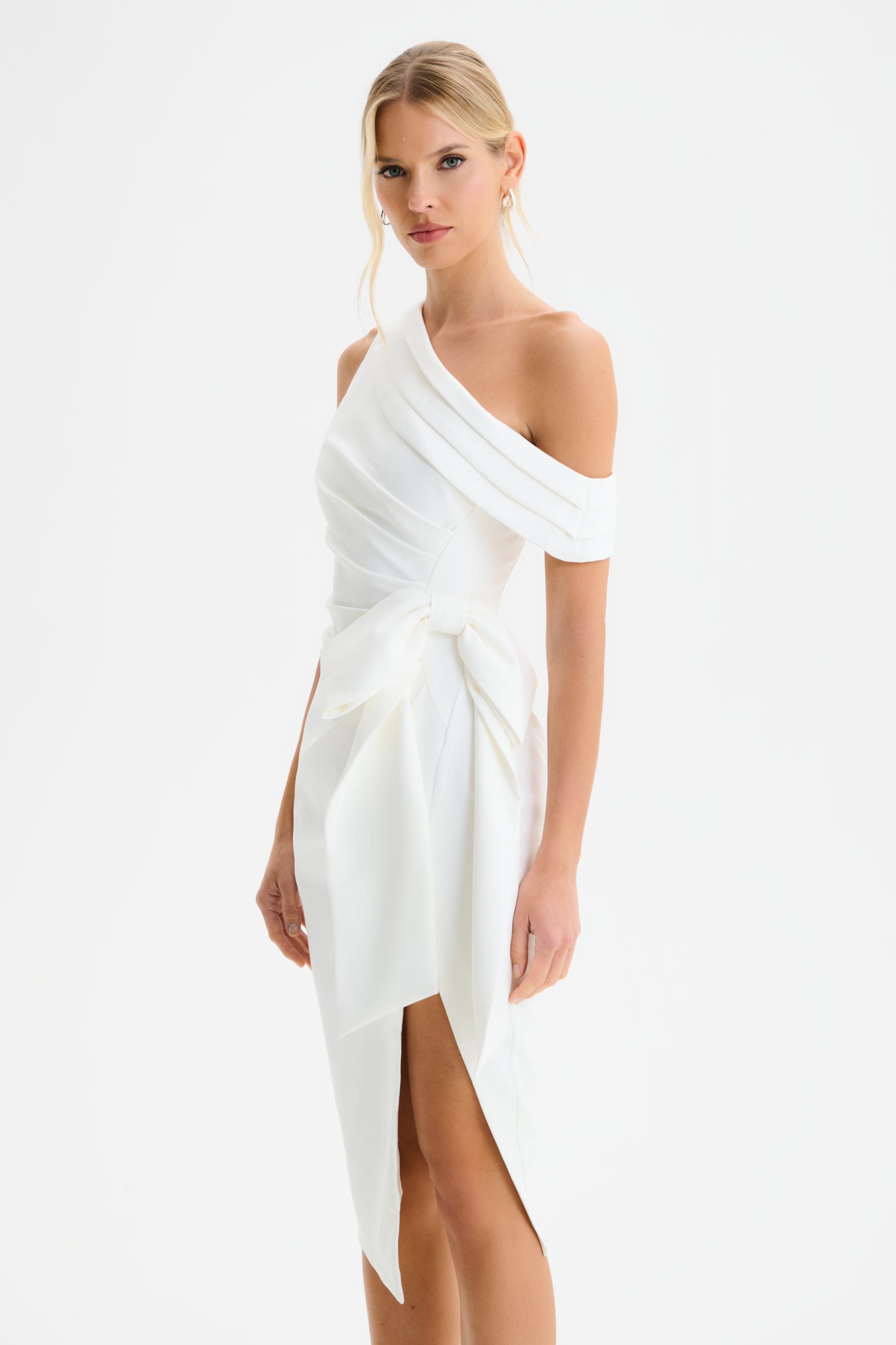 HONEY One Shoulder Pleated Bow Midi Dress in White