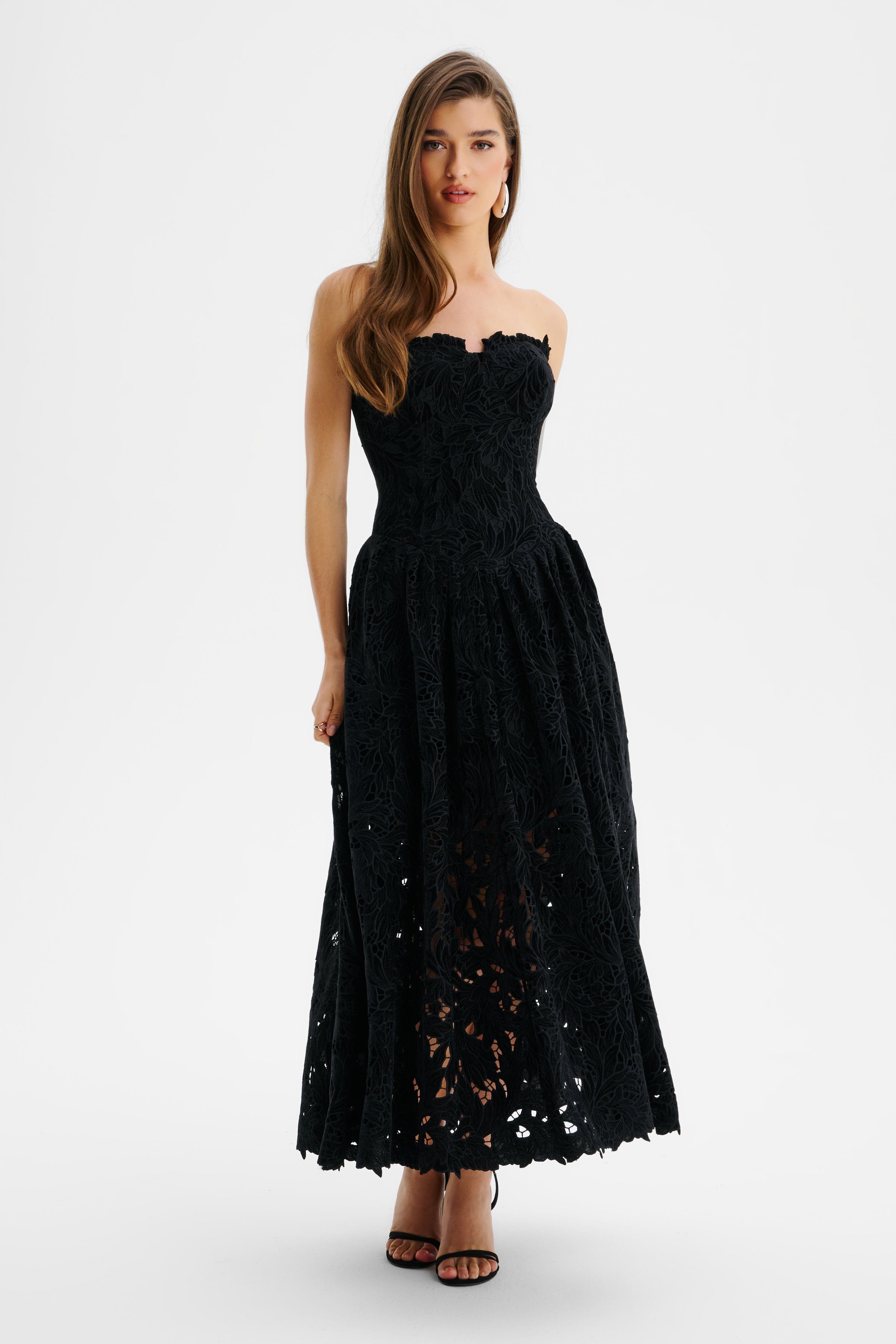 ARABELLA Velvet Guipure Lace Strapless Midi Dress In Black