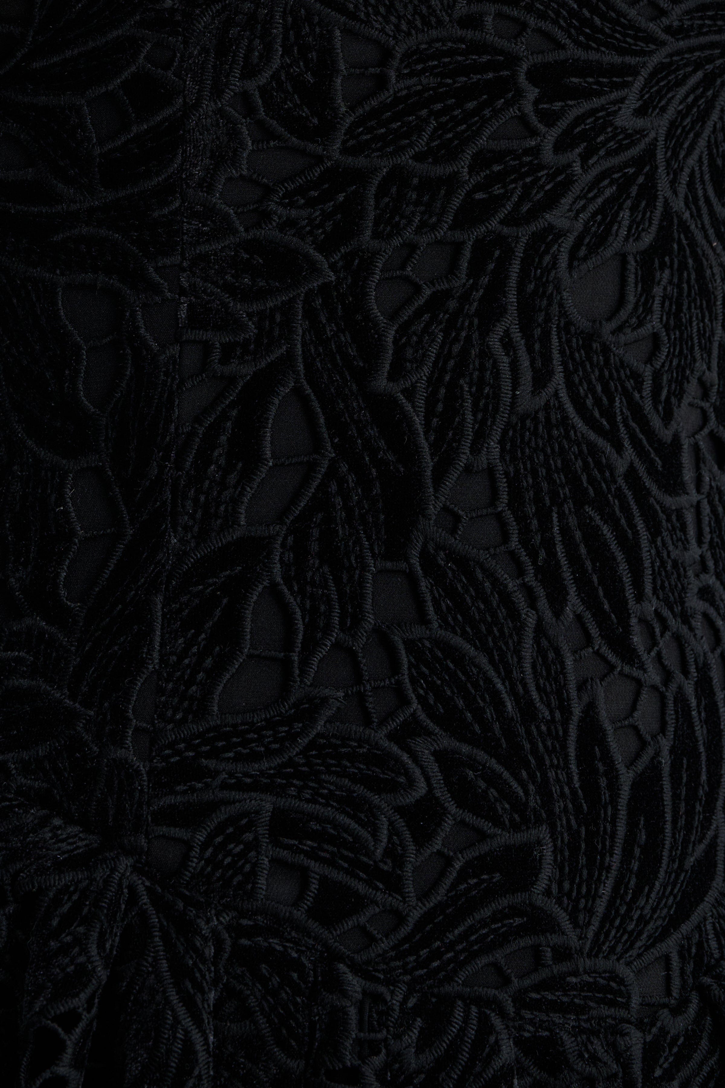 ARABELLA Velvet Guipure Lace Strapless Midi Dress In Black