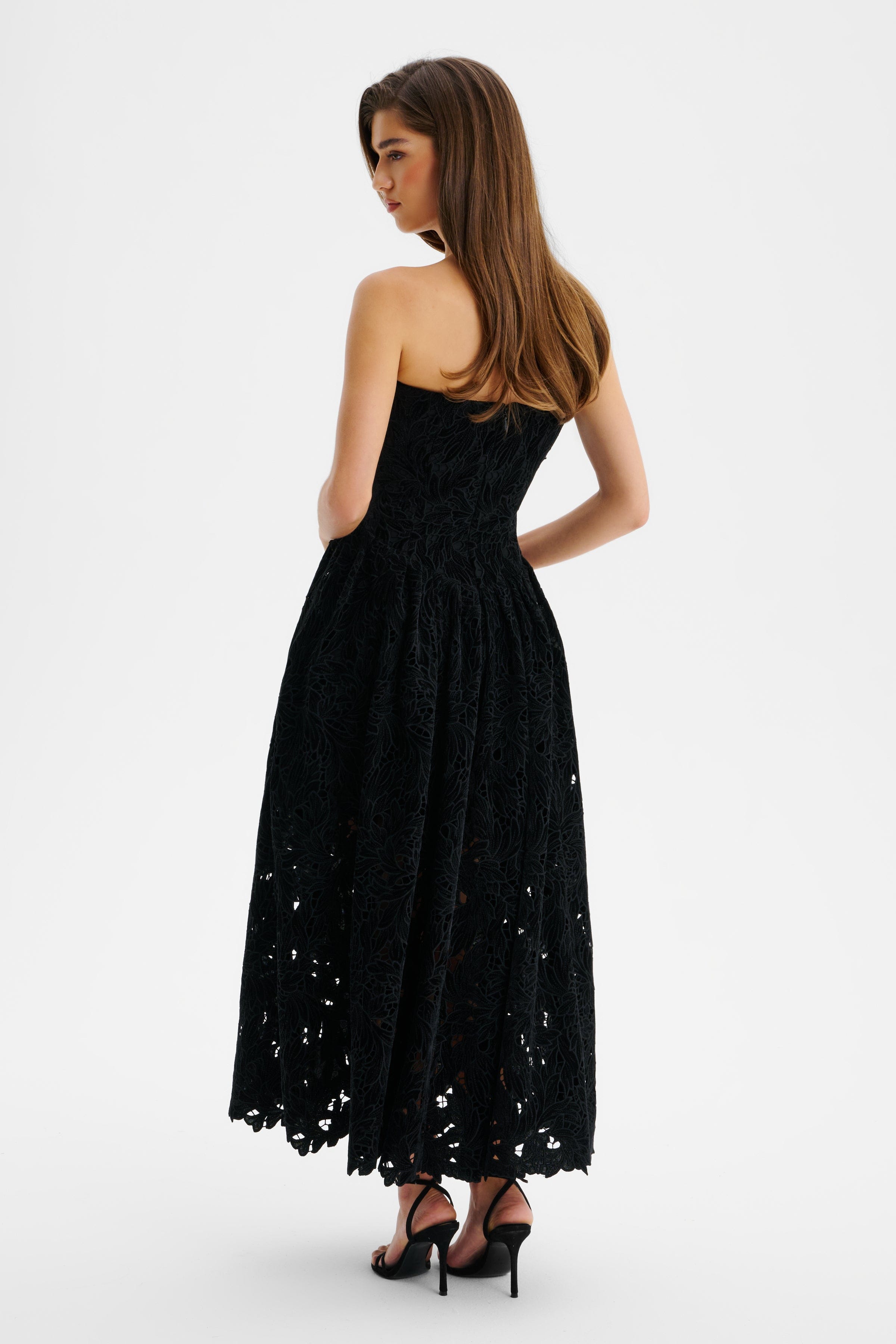 ARABELLA Velvet Guipure Lace Strapless Midi Dress In Black